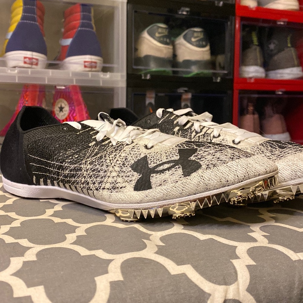 Under Armour Track Spike ( Long Distance)